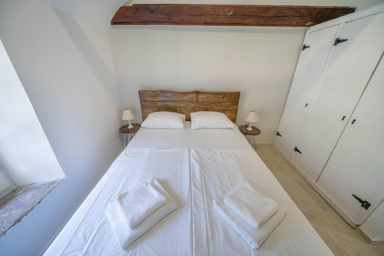Apartments Oliva 里桑 外观 照片