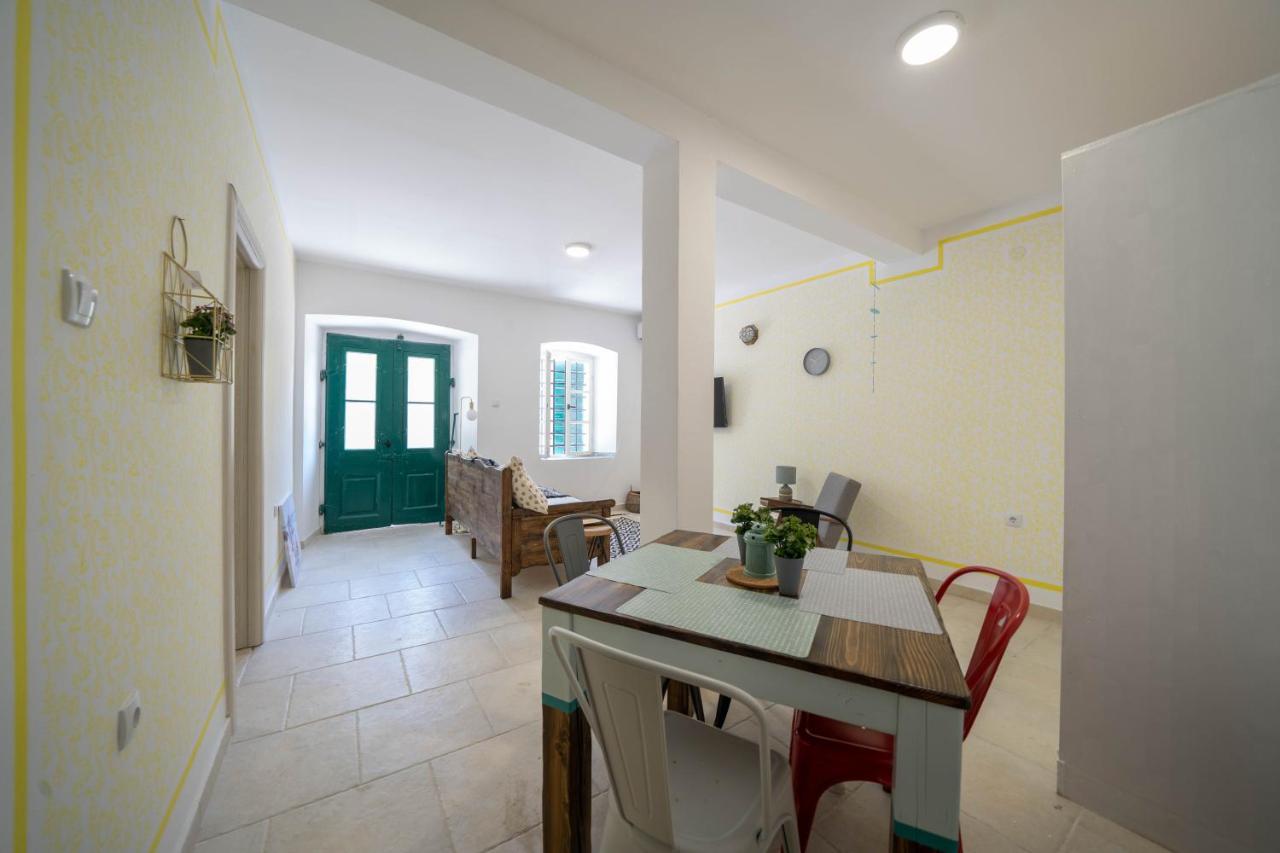 Apartments Oliva 里桑 外观 照片